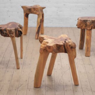 Banqueta Rústica de Madeira