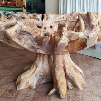 mesa de jantar rustica em raiz