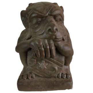 estatua gargula escudeiro