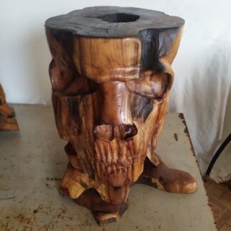 Caveira Escultura de Madeira