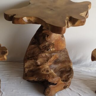 Mesa-Rústica-de-Madeira