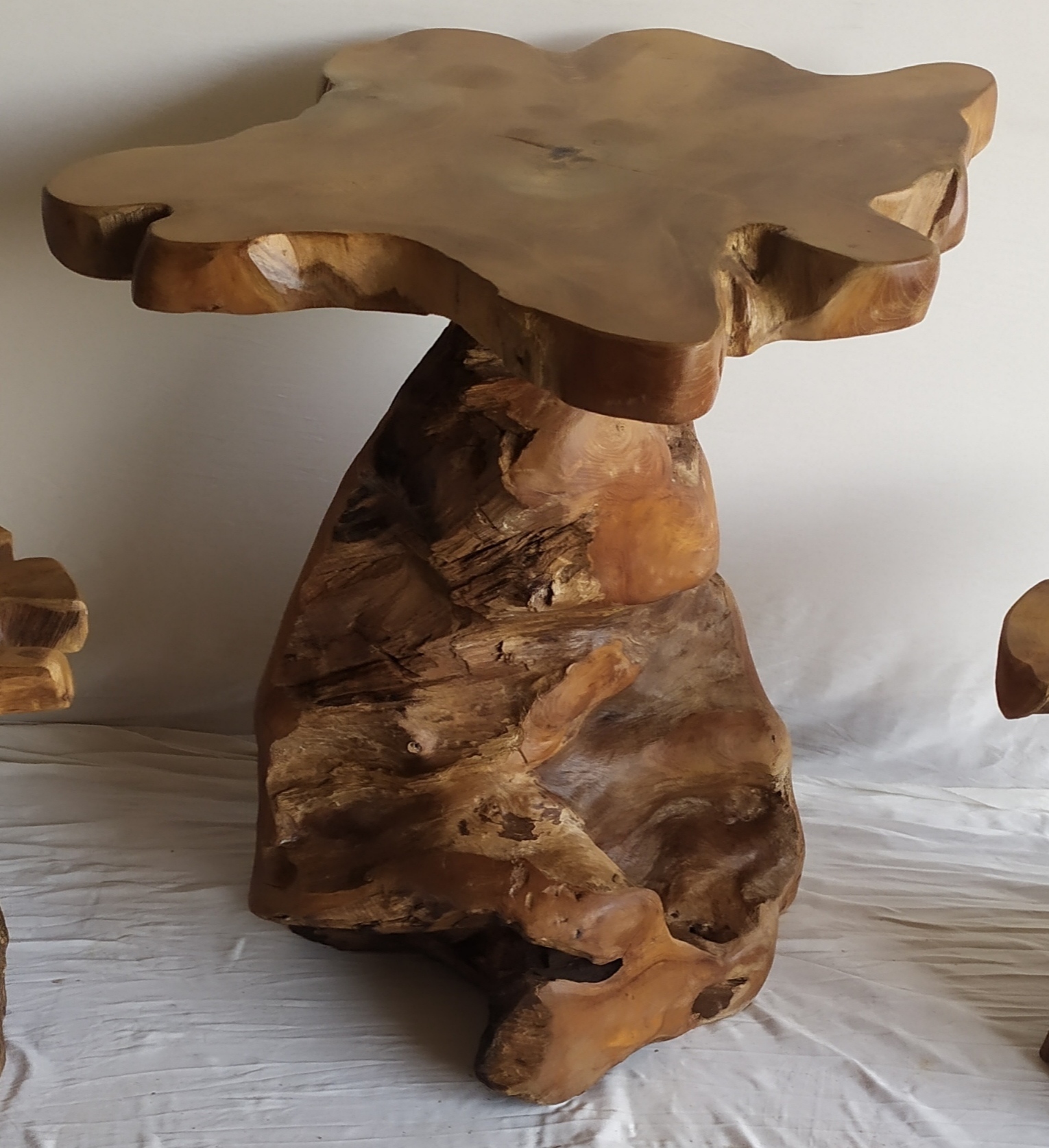 Mesa-Rústica-de-Madeira